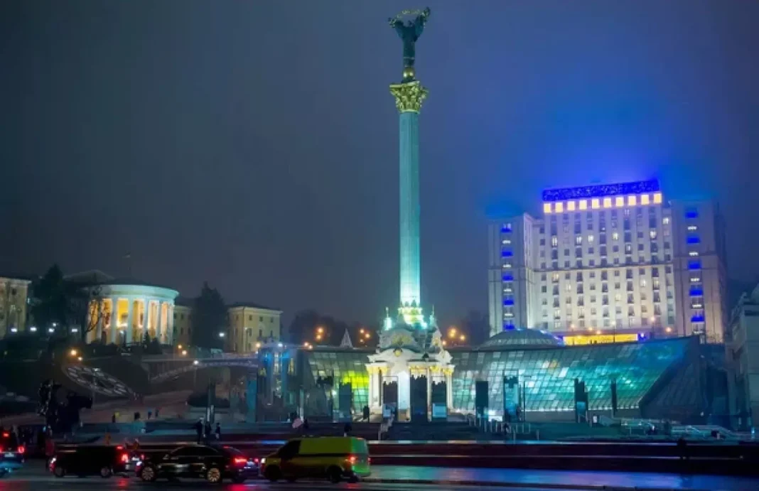 Нічний Київ. Фото: delo.ua