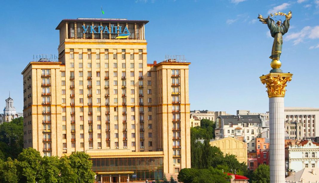 Готель Україна