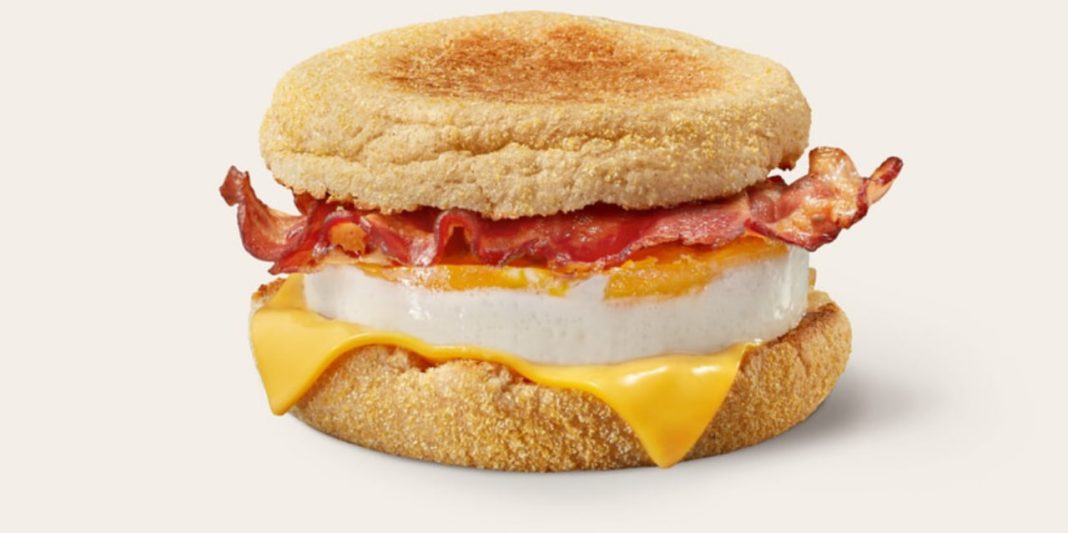 Позиція з ранкового меню McDonaldʼs. Фото: скриншот