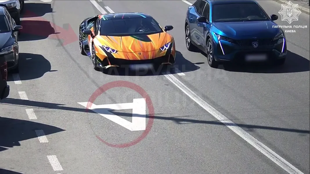 Lamborghini мчав по смузі громадського транспорту. Фото: скриншот із відео