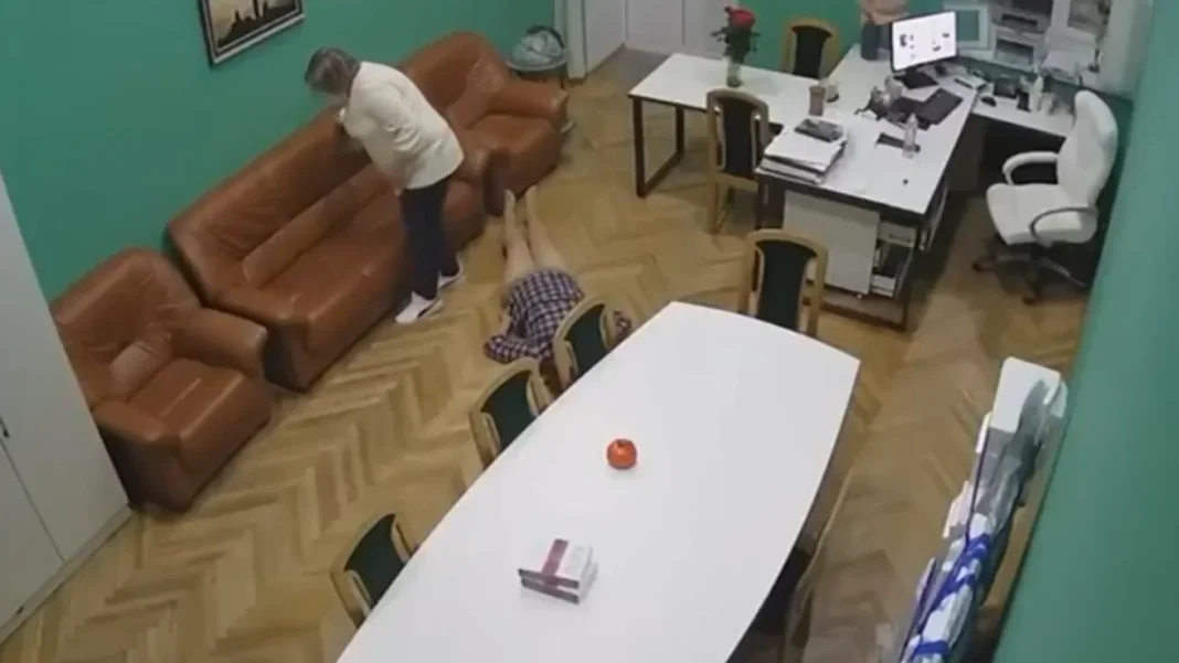 Наслідки пиятики в КМДА. Фото: скриншот відео