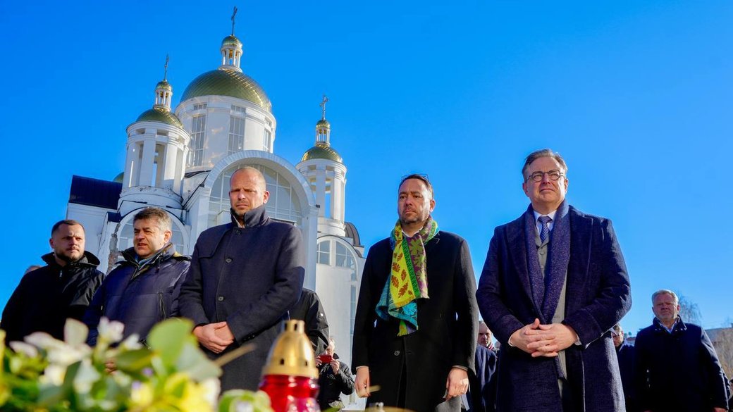 Делегація з Бельгії в Бучі. Фото: Суспільне