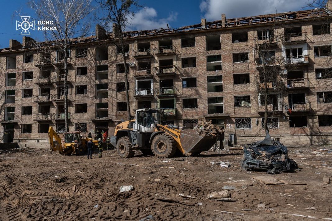 Рятувальники завершили розбір завалів. Фото: ДСНС