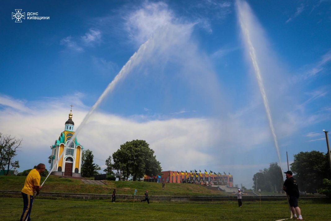 Змагання пожежників на Київщині. Фото: ДСНС