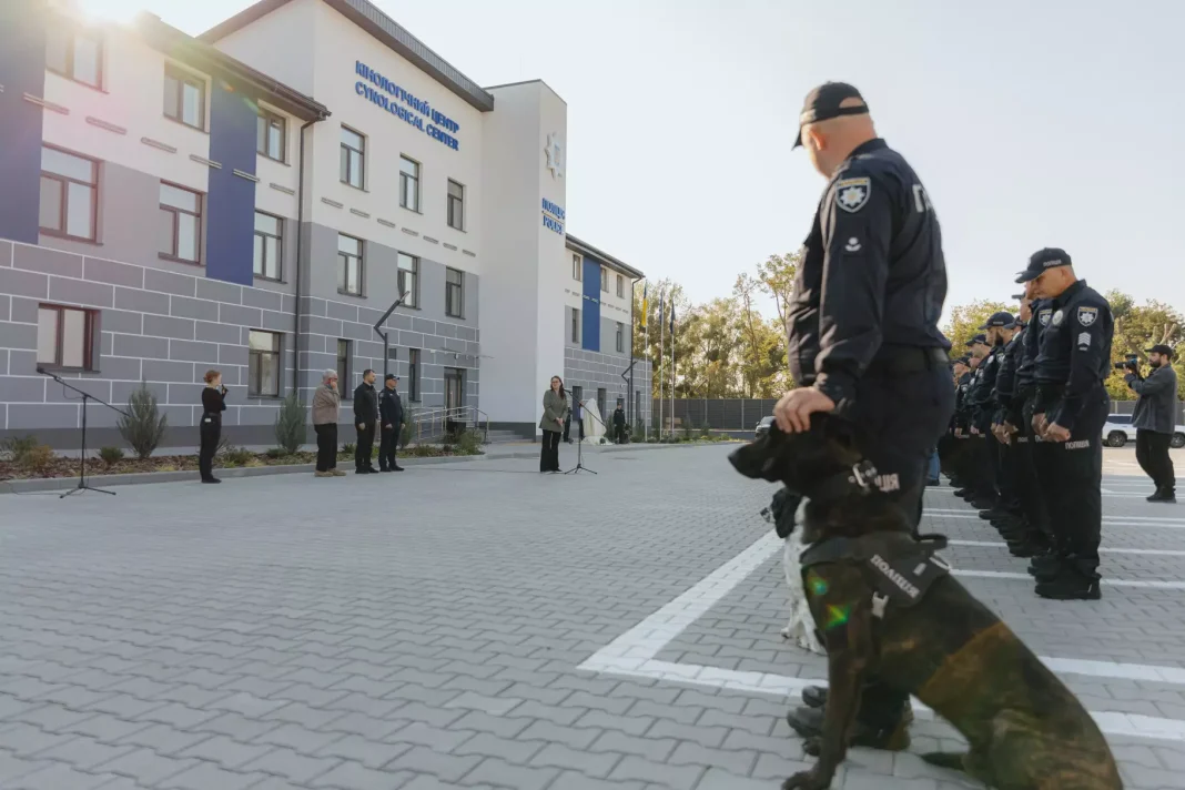 Кінологічний центр у Бучі. Фото: МВС