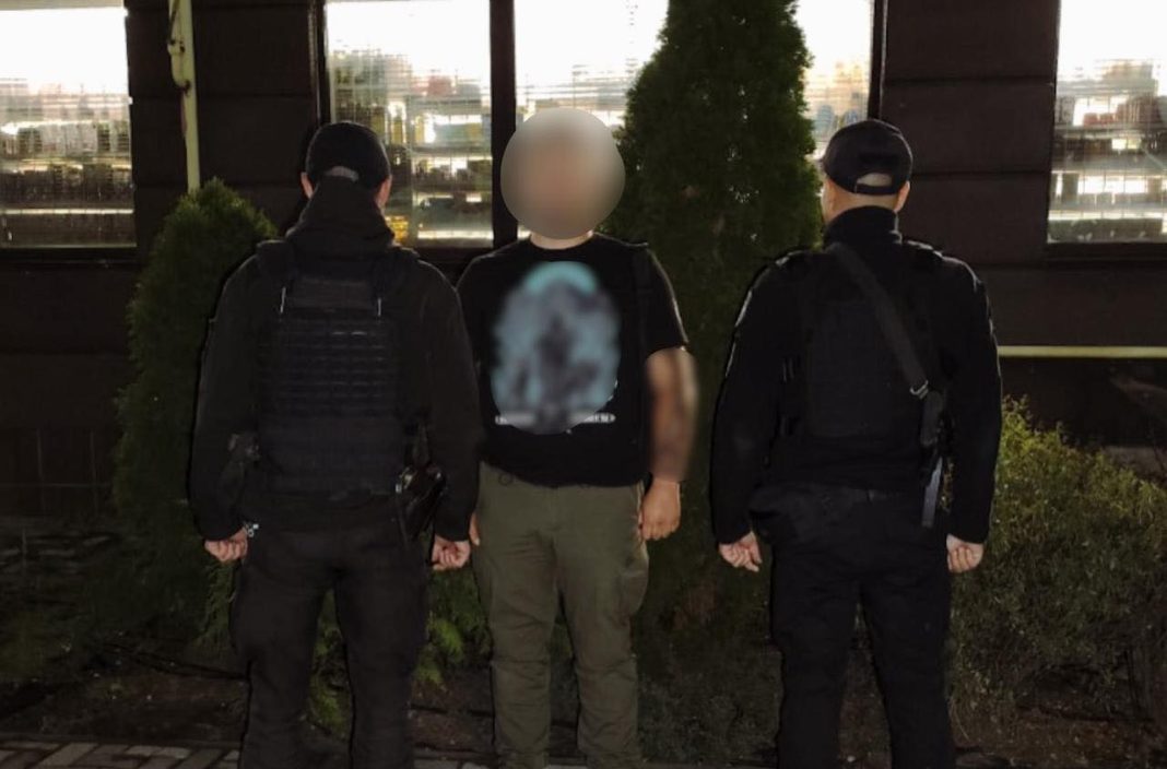 Затриманий чоловік. Фото: поліція Київської області