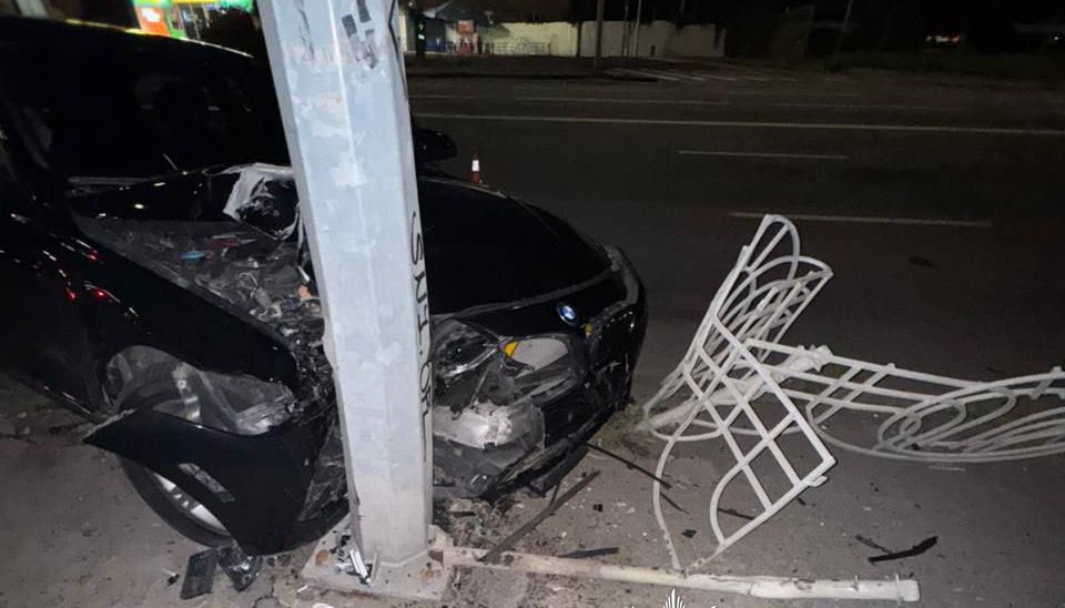 Розбите авто. Фото: поліція