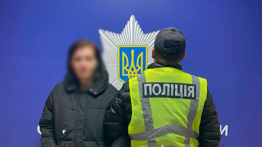 Підозрювана у вбивстві собаки. Фото: Нацполіція
