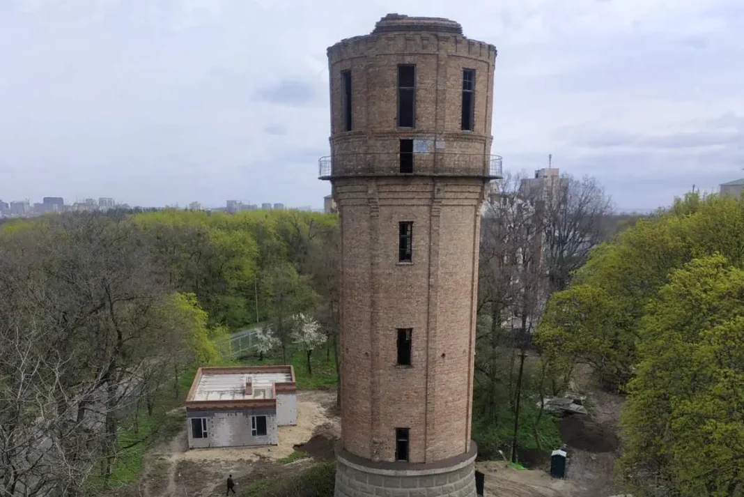 Голосіївська вежа. Фото: Голосіївський шлях