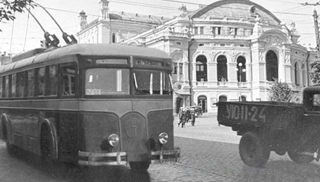 Тролейбус на вулицях Києва. Фото: Телеграф