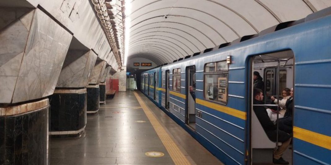 Поїзд метро. Фото: київський метрополітен