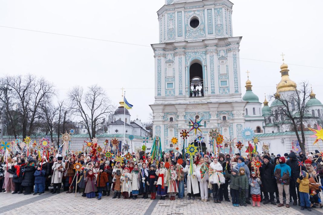 Різдвяна хода із зірками. Фото: КМДА