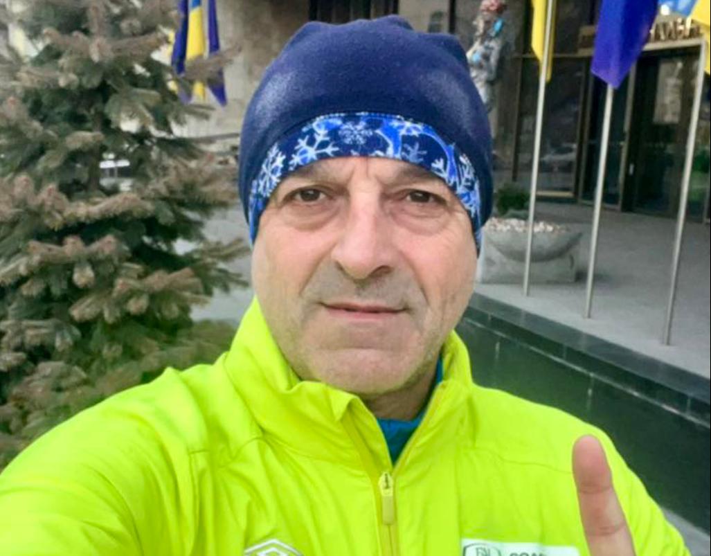 Нардеп на пробіжці. Фото: Георгій Мазурашу