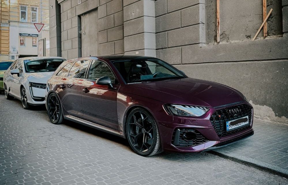 Лімітований універсал Audi RS4 Avant B9 Edition 25 Years 2024 року. Фото: t.o.p.c.a.r.s_u.a