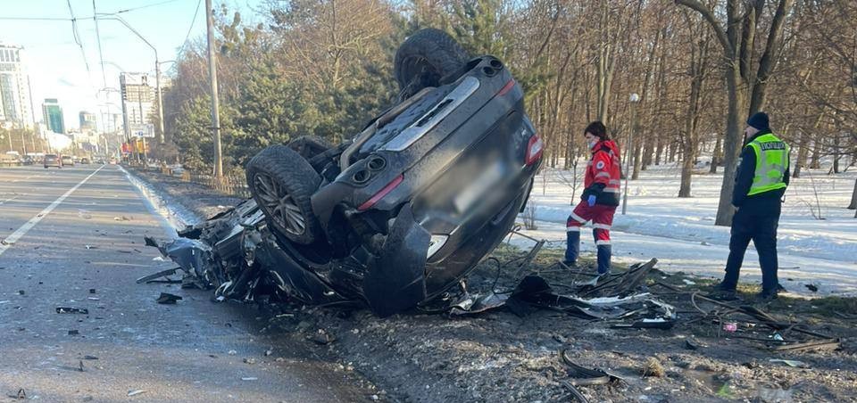 Смертельна ДТП за участю кросовера Maserati Levante. Фото: поліція Києва