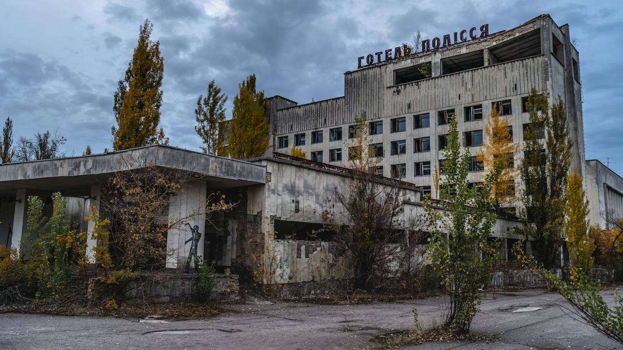 Припʼять, готель Полісся