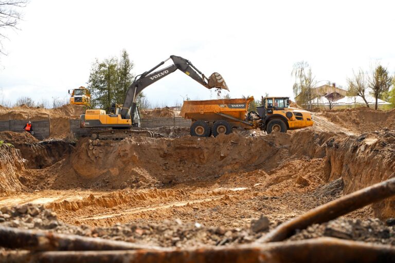 Початок будівництва житла для мешканців військового містечка. Фото: Київська ОВА
