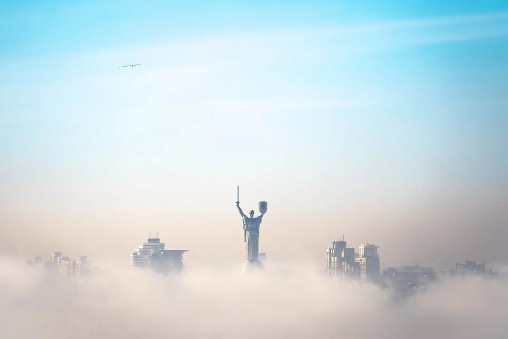 Ранковий туман в Києві. Фото: 