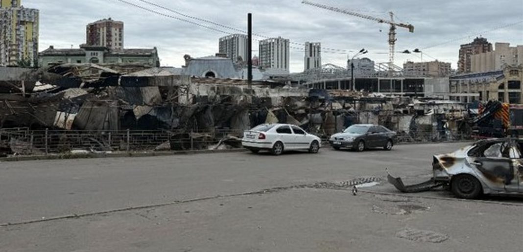 Лук'янівський ринок після атаки РФ у ніч на 24 травня 2026 року. Фото: Станіслав Свирид