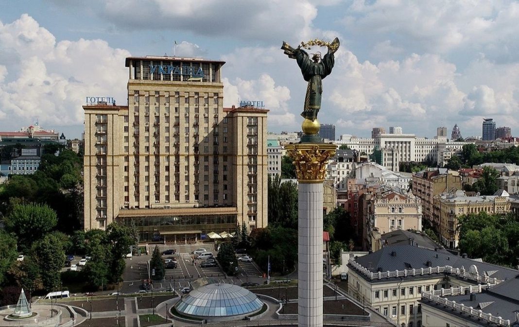 Готель Україна в Києві