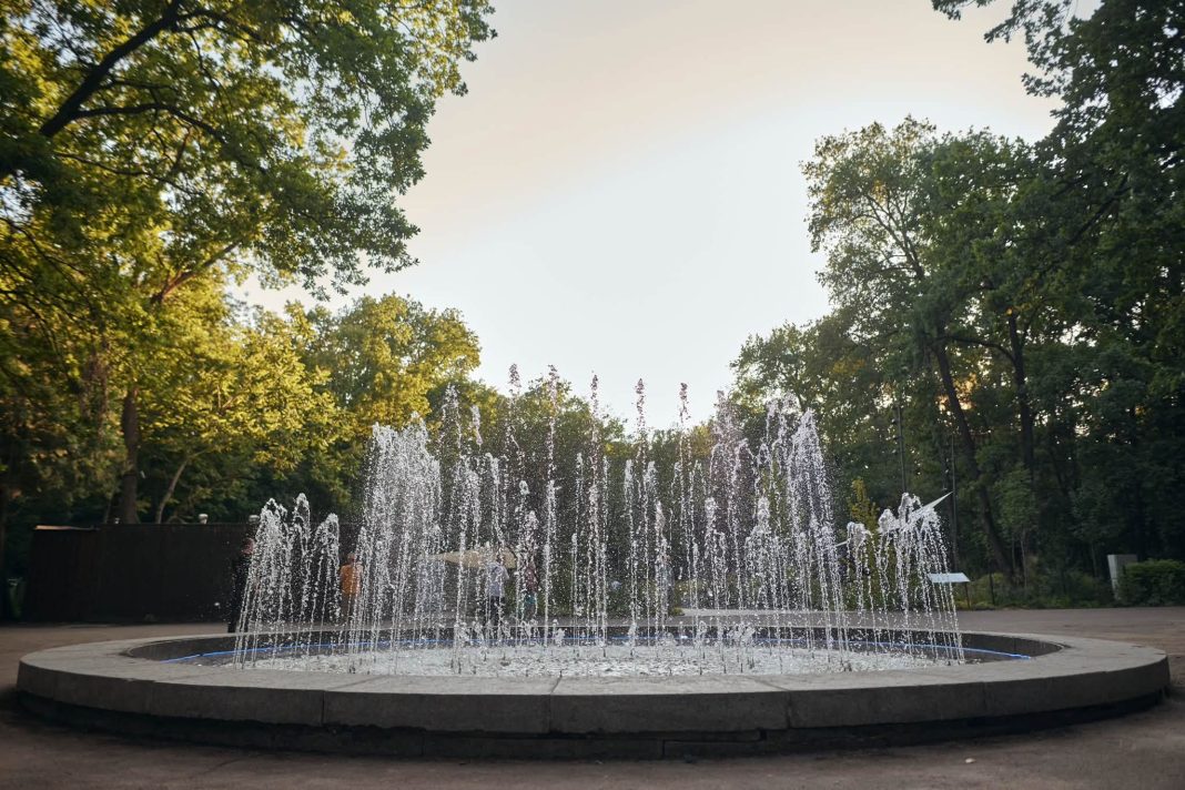 Історичний фонтан на ВДНГ після реконструкції. Фото: ВДНГ