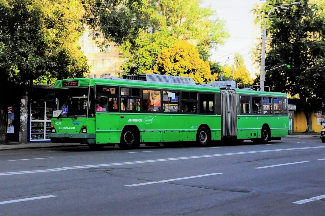 Зміни у маршруті тролейбусів