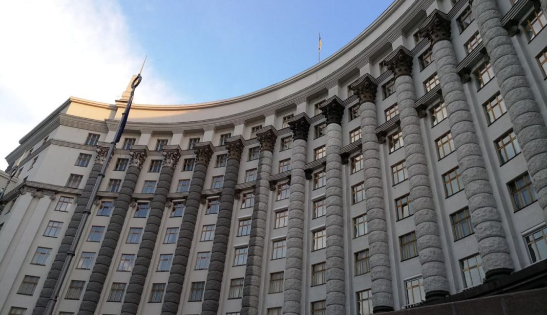 Будівля уряду. Фото: Вечірній Київ