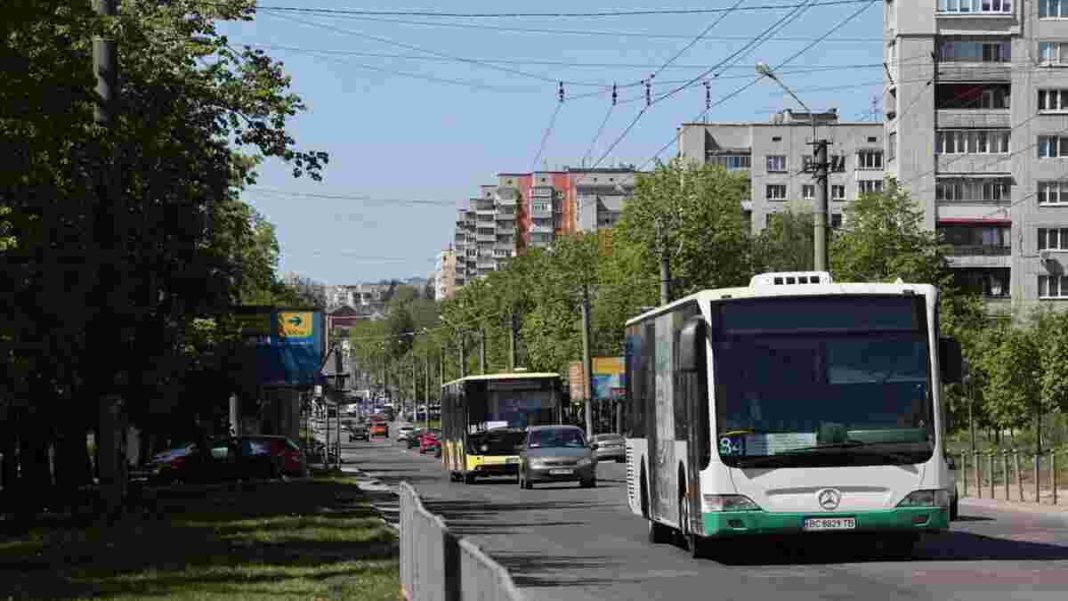 Громадський транспорт у столиці