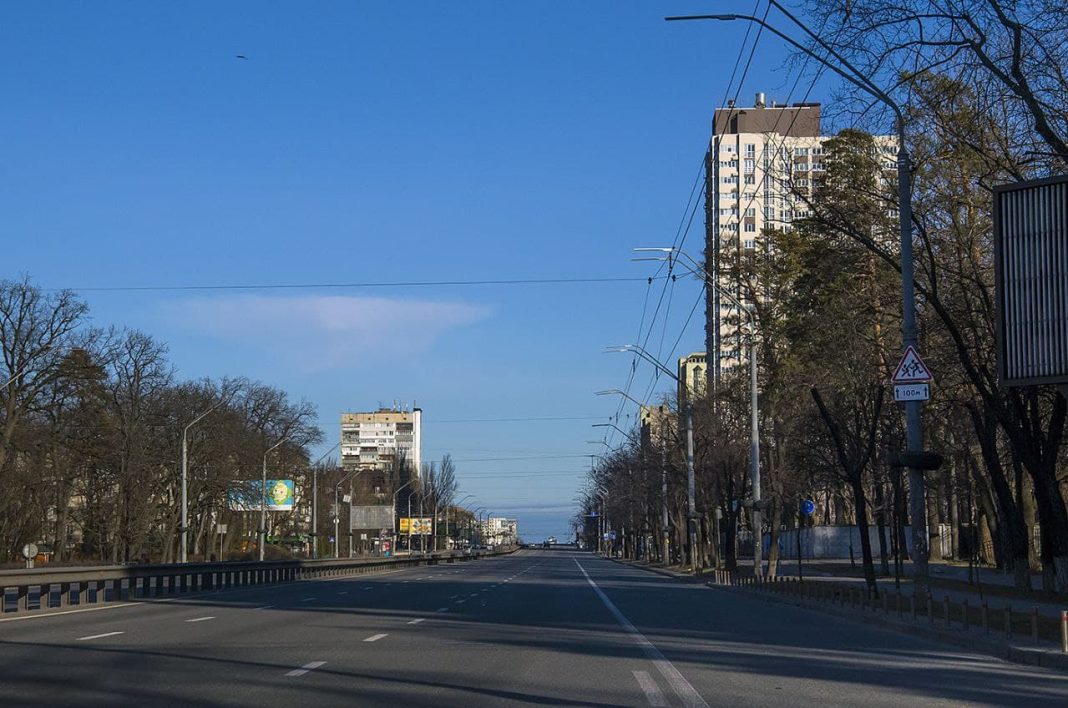 Статус прифронтового міста для Києва – чим це загрожує та які пільги готують