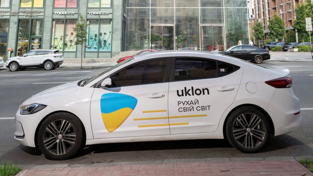 Ціни на таксі у Києві під час тривог – чому в Uklon проти обмежень