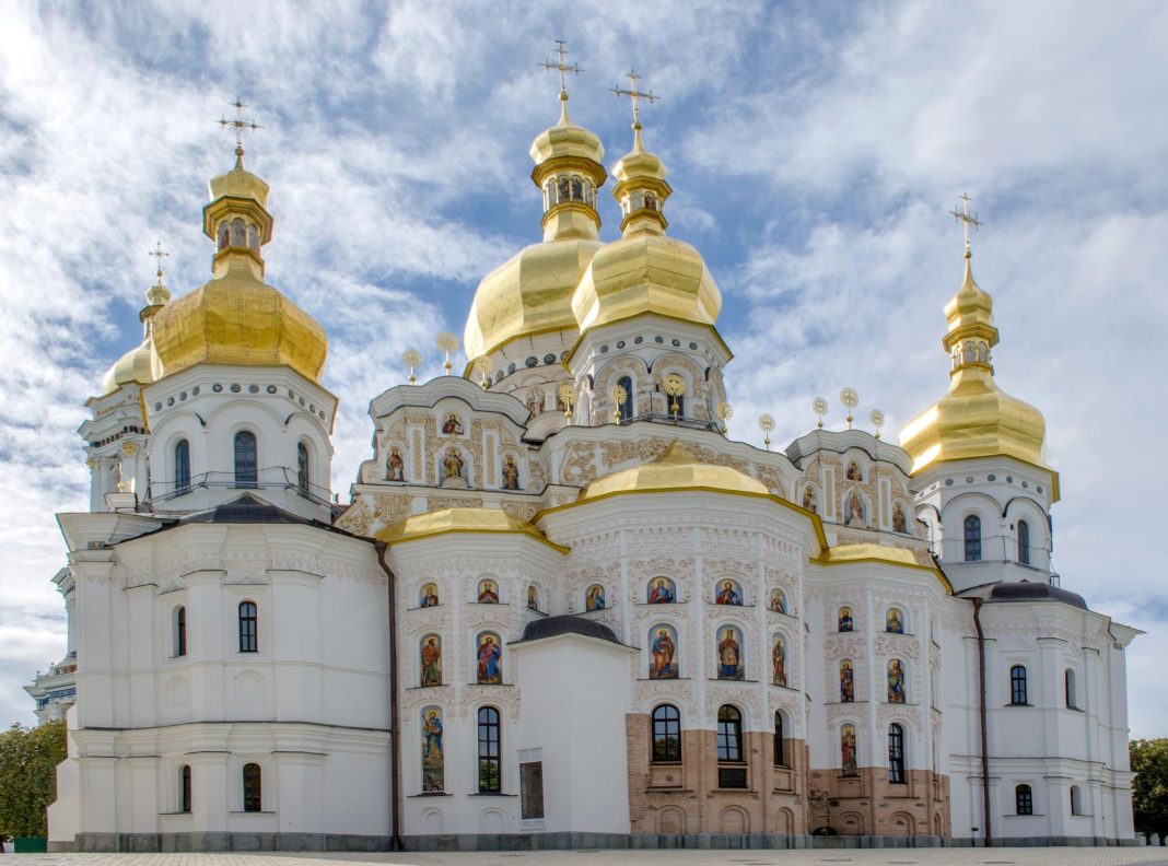 Успенський собор Києво-Печерської лаври підготують до зими та повністю відновлять після удару російського дрона за два роки