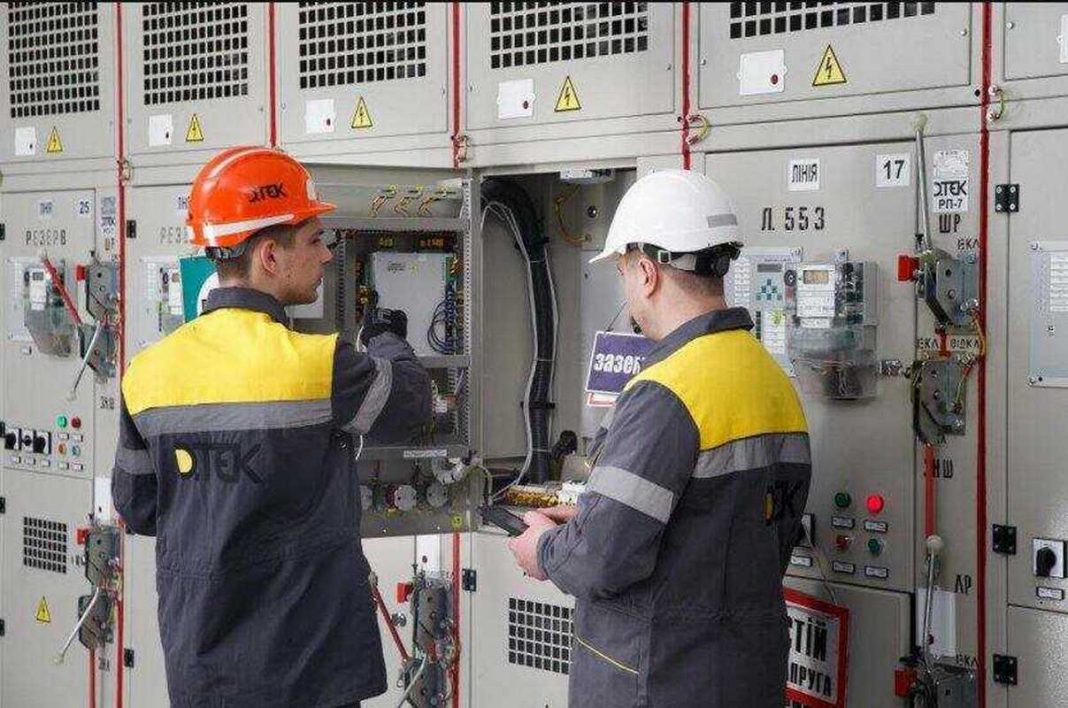 Екстрені відключення світла та проблеми з водою: що відбувається у Києві 8 жовтня
